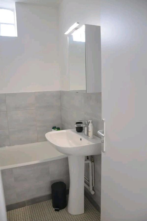 Apartment Super Proche De Paris Porte De Versailles ! *